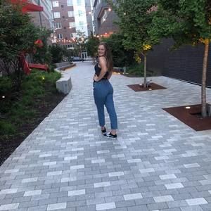 Meet your Posher, Abbie